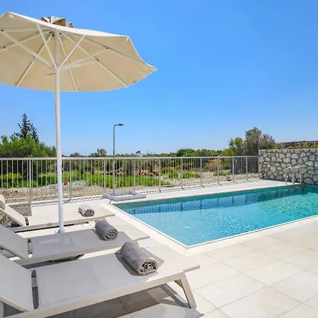 Villa Ruby Gem By